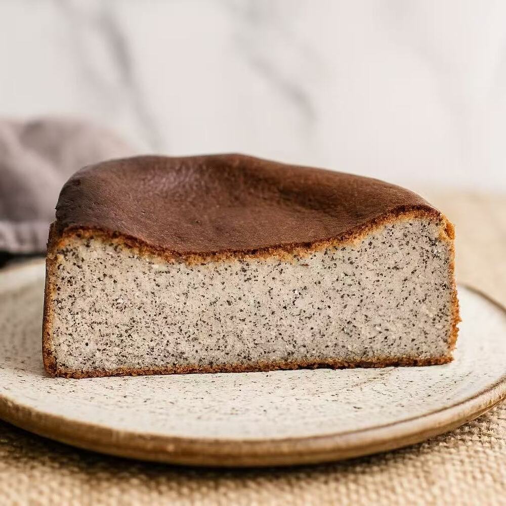 Rustic-Fork-Black-Sesame-Cheesecake-–-6-Inch-(Frozen)-2