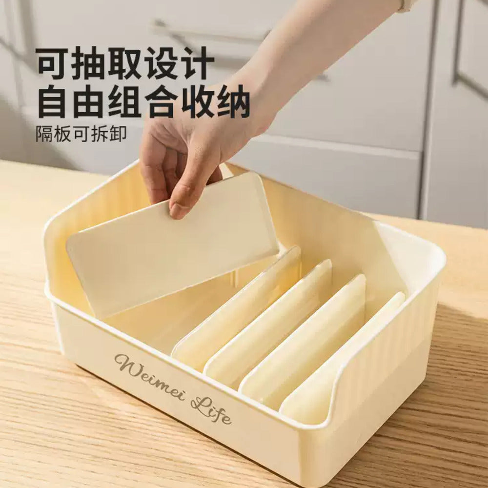 Modern-Housewife-Spice-Storage-Box-with-Adjustable-Dividers-1