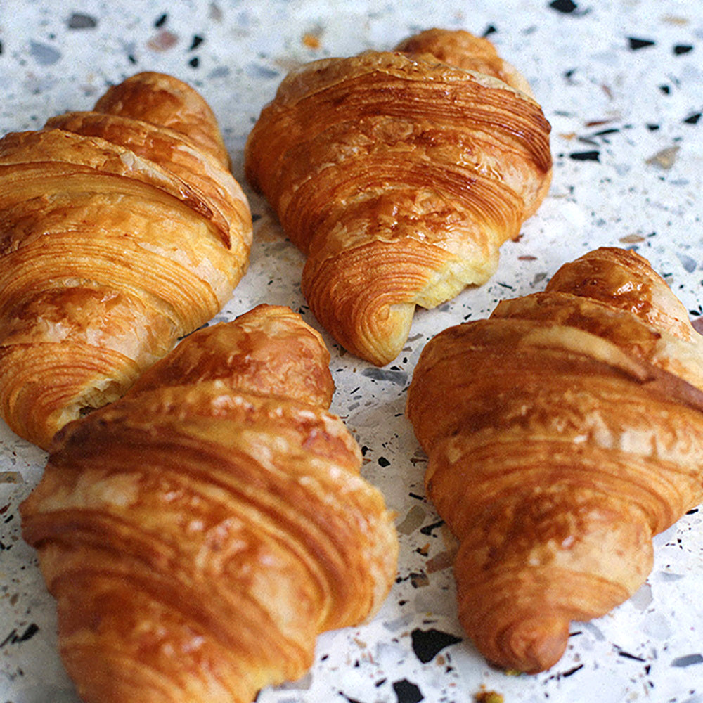 Pastrify-Pure-Croissant-Gift-Box---4-Pieces-1