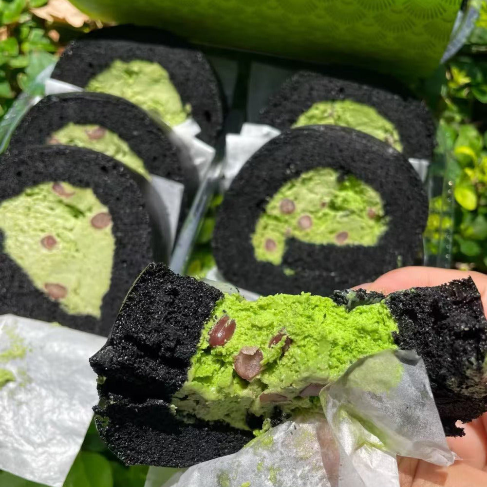 Fine-Dessert-Sydney-Matcha-&-Red-Bean-Black-Cocoa-Roll-Cake-–-6-Pieces,-330g---Matcha-Swiss-Roll-with-Adzuki-Beans-2