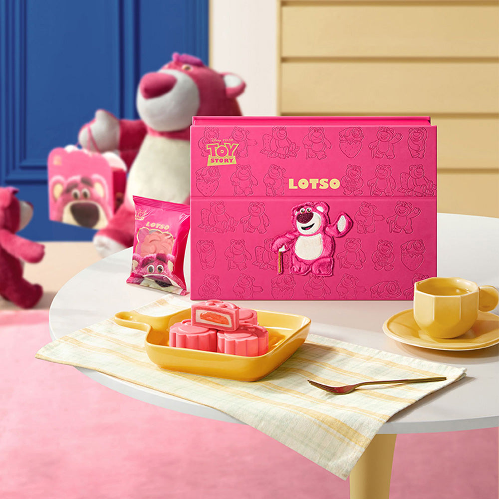 Disney-Lotso-Strawberry-Mooncake-Gift-Box---8-Pieces,-480g-1