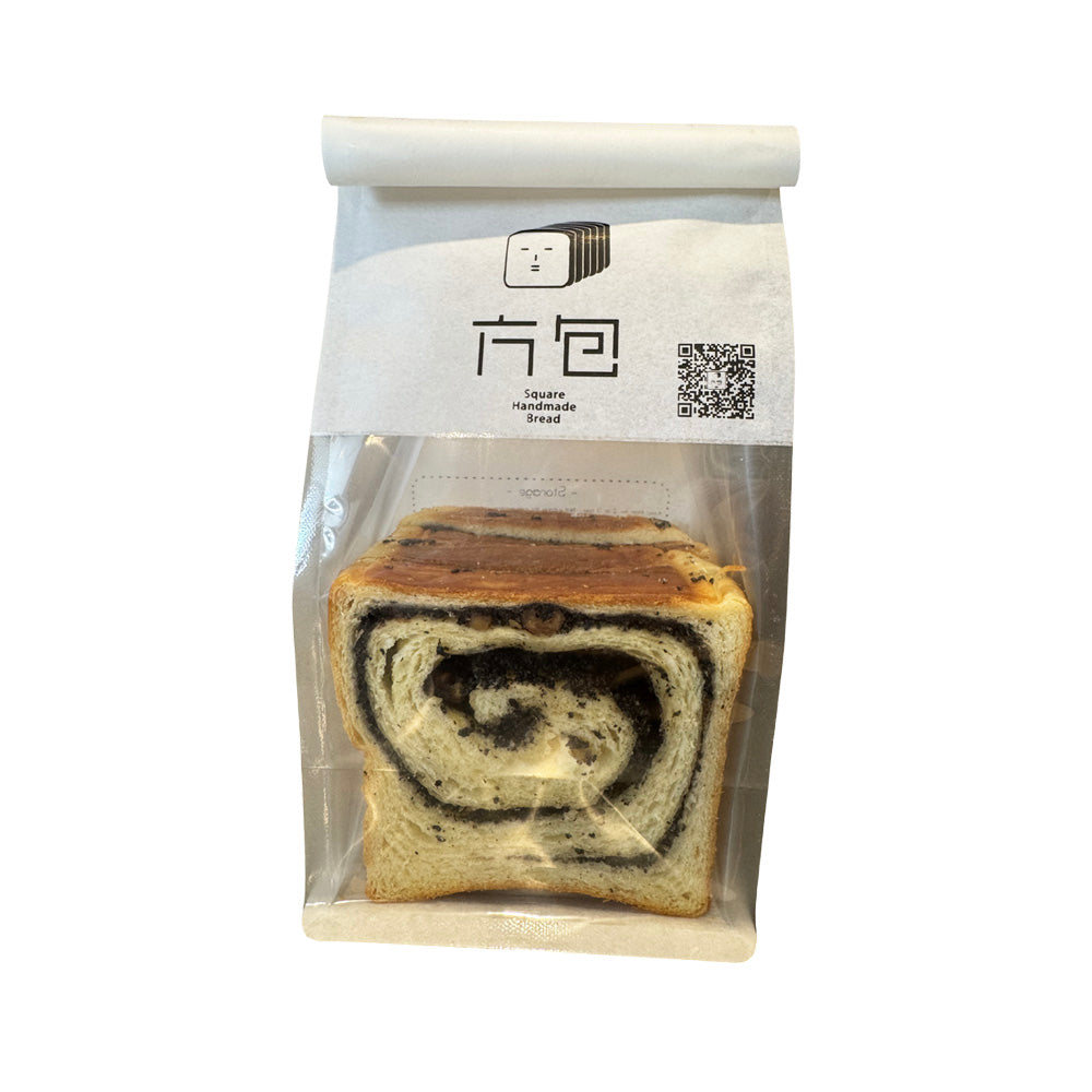 Black-Sesame-Walnut-Flavored-Square-Bread---660g-1