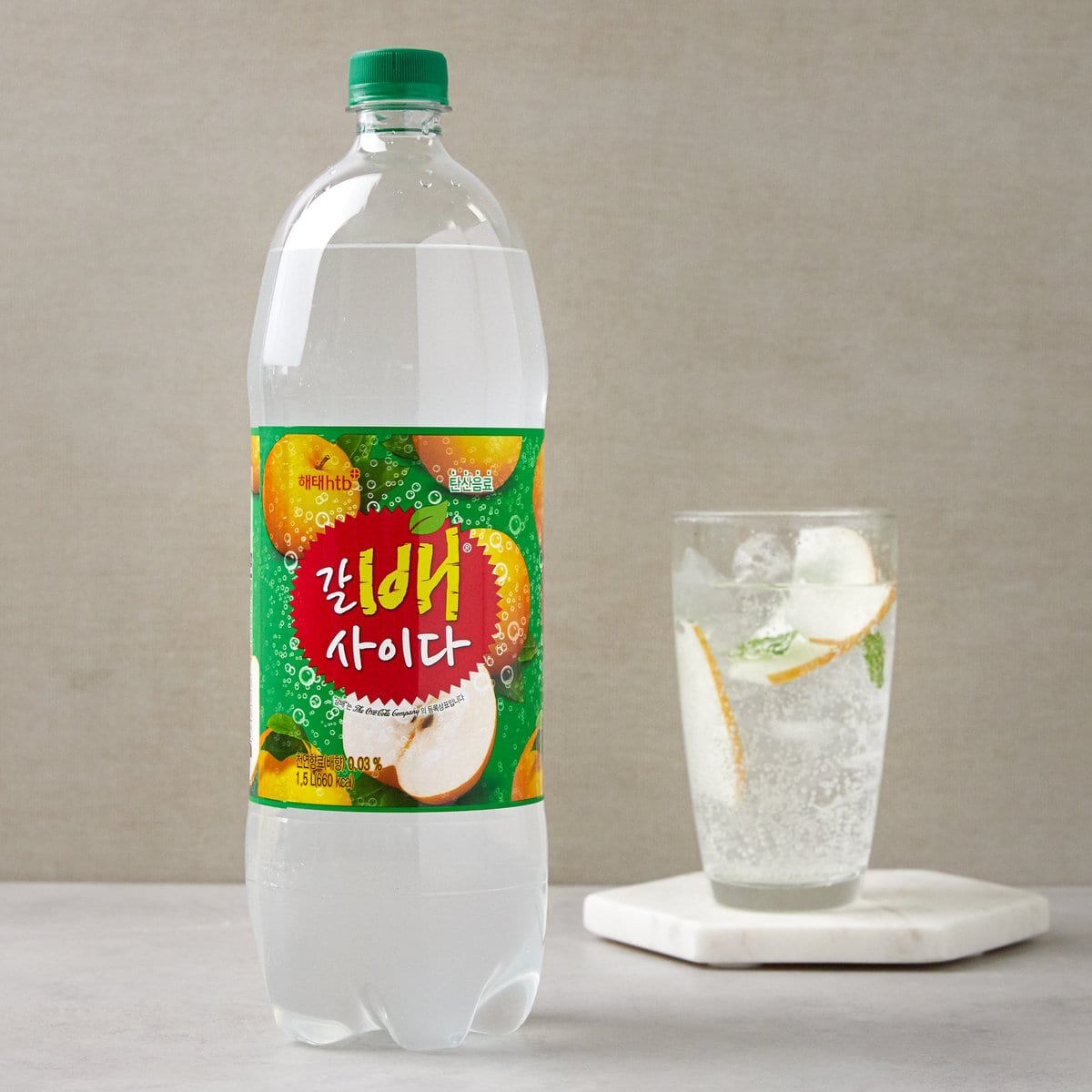 Haitai-Pear-Flavored-Carbonated-Drink---1.5L-1