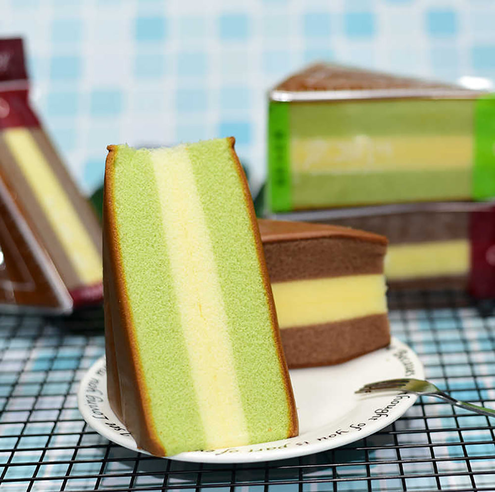 Manyuefu-Matcha-Flavored-Triangle-Cake---90g-1