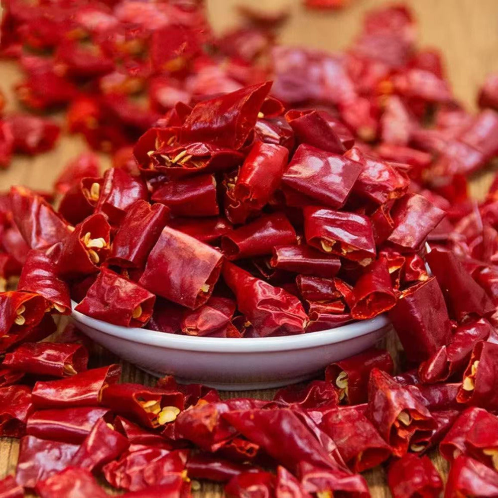 Kuai-Lai-Kuai-Wang-Dried-Red-Chilli-Segments-100g---For-Stir-Fries,-Hot-Pot-&-Chili-Oil-2