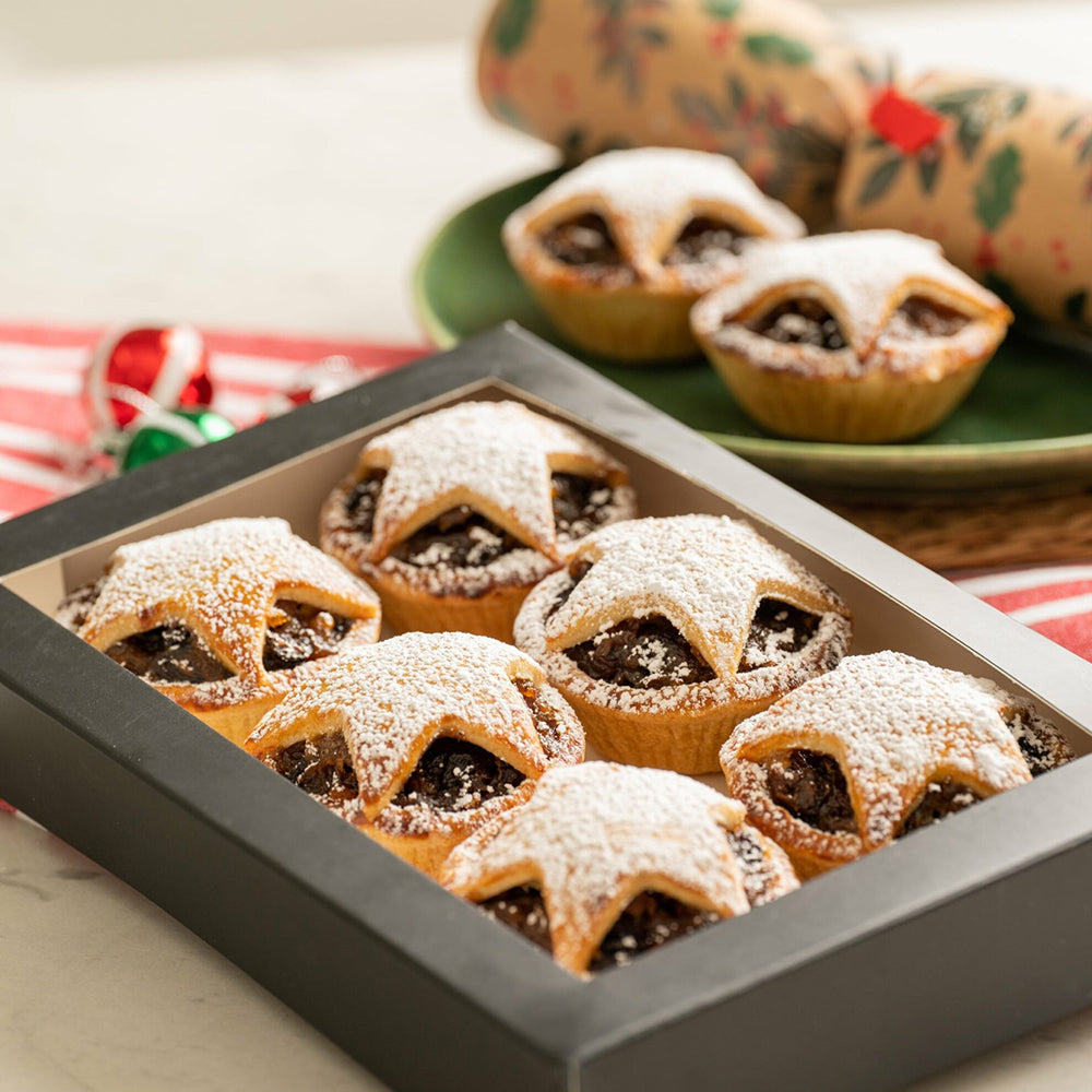 Ommi's-Christmas-Fruit-Mince-Pies-Gift-Box---6-Pieces-1