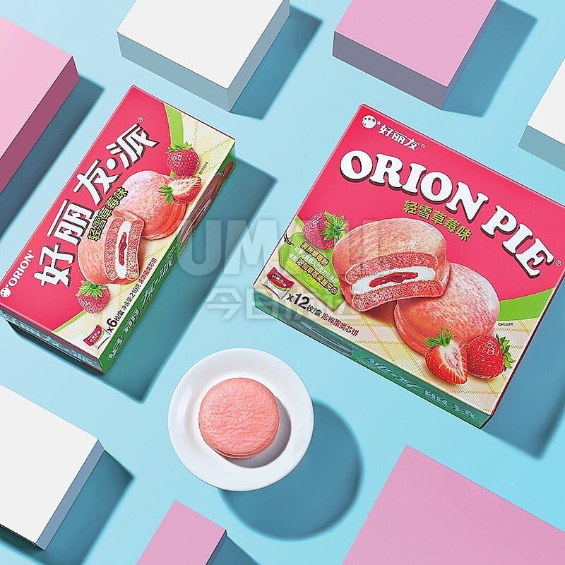 Orion-Choco-Pie-Light-Snow-Strawberry-–-12-Cakes,-420g---Strawberry-Marshmallow-Sandwich-Cakes-2