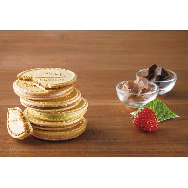 Akai-Bohshi-Japanese-Assorted-Whipped-Chocolate-Sandwich-Cookies---32-Pieces,-243g-1