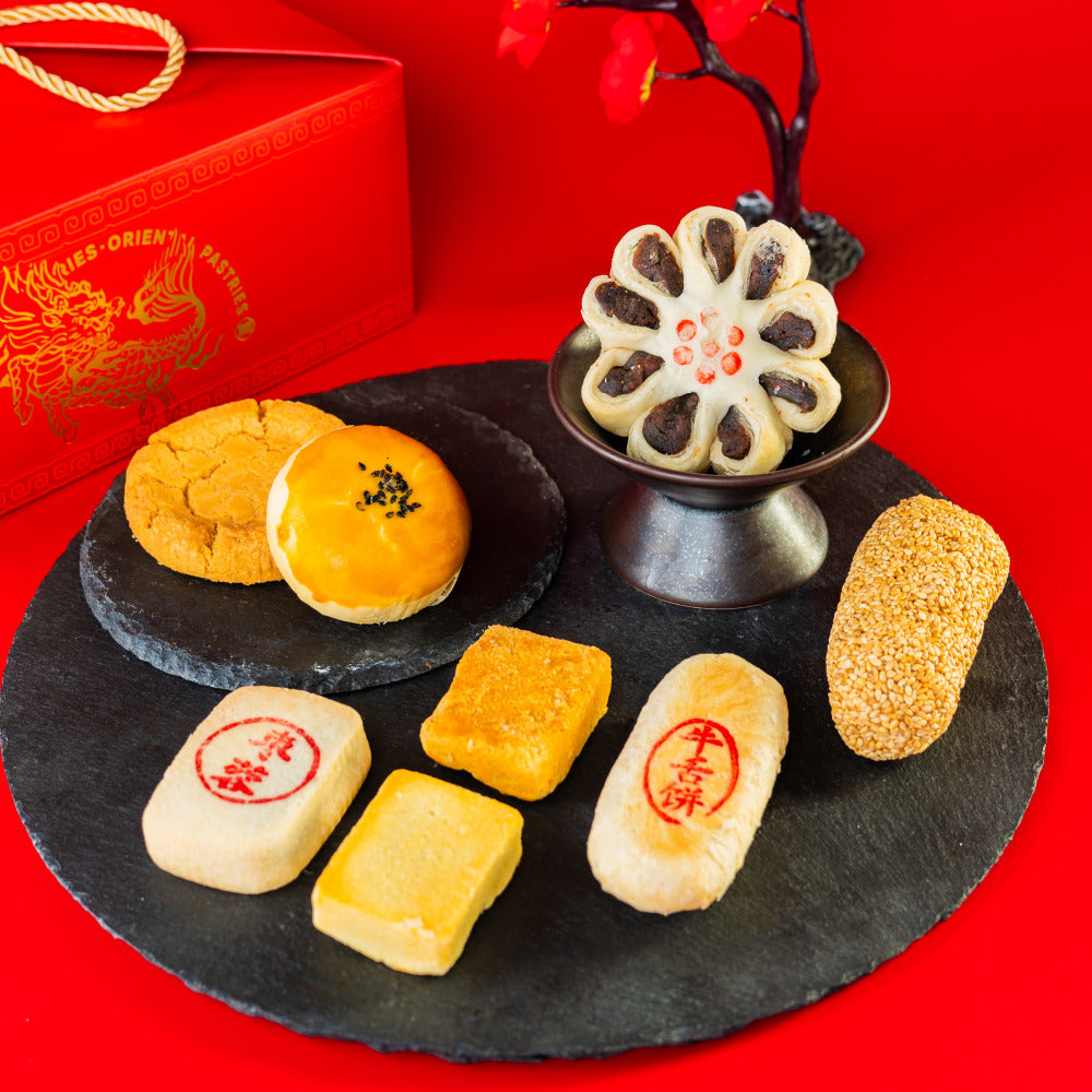 GuJia-New-Beijing-Eight-Piece-Gift-Box---900g-1