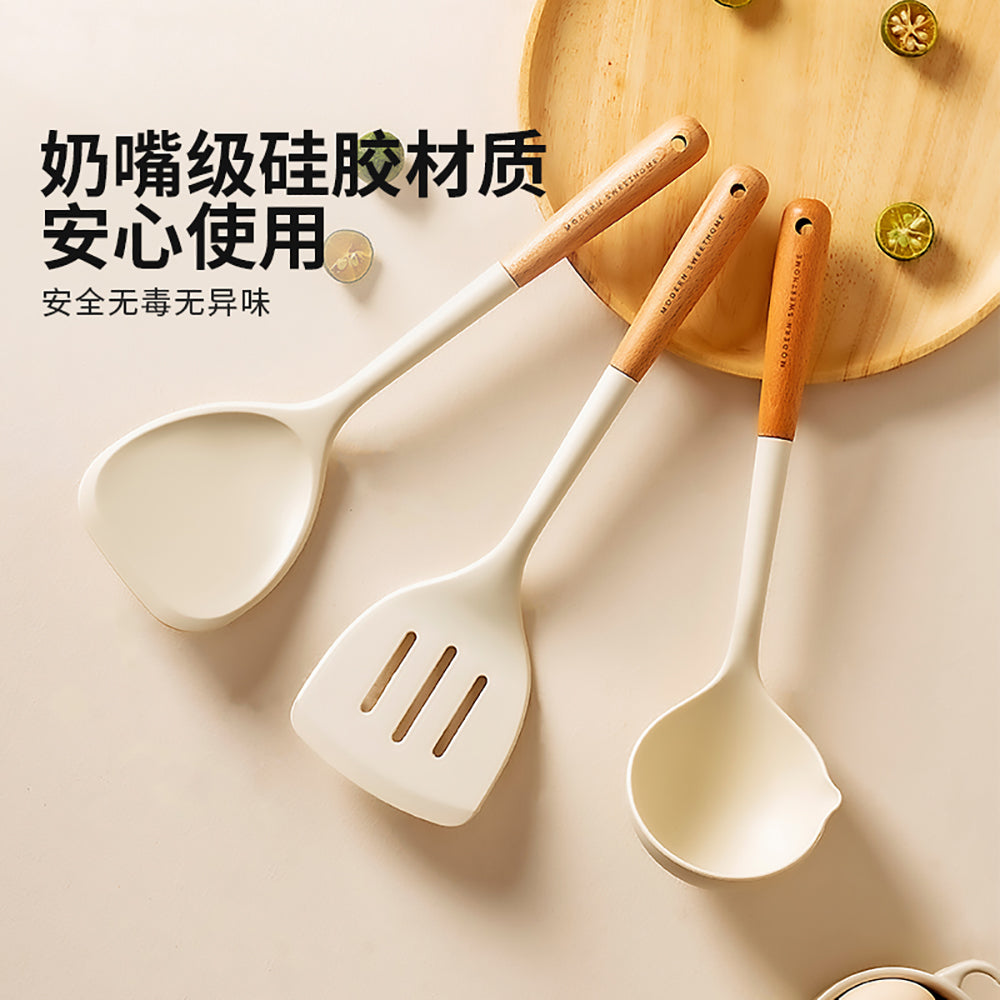 Modern-Housewife-Silicone-Spatula---38cm-1