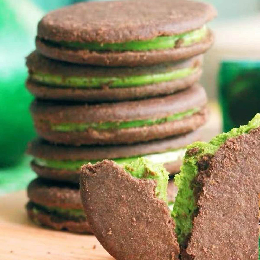 Meiji-Matcha-Flavored-Sandwich-Cookies---32g-1