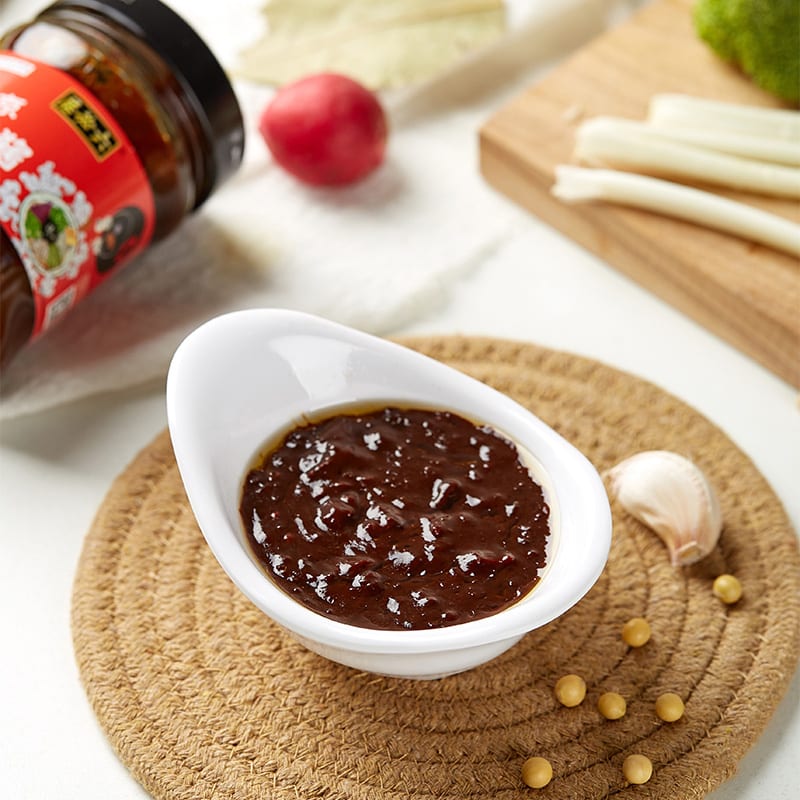 Liubiju-Old-Beijing-Fried-Sauce---210g-1