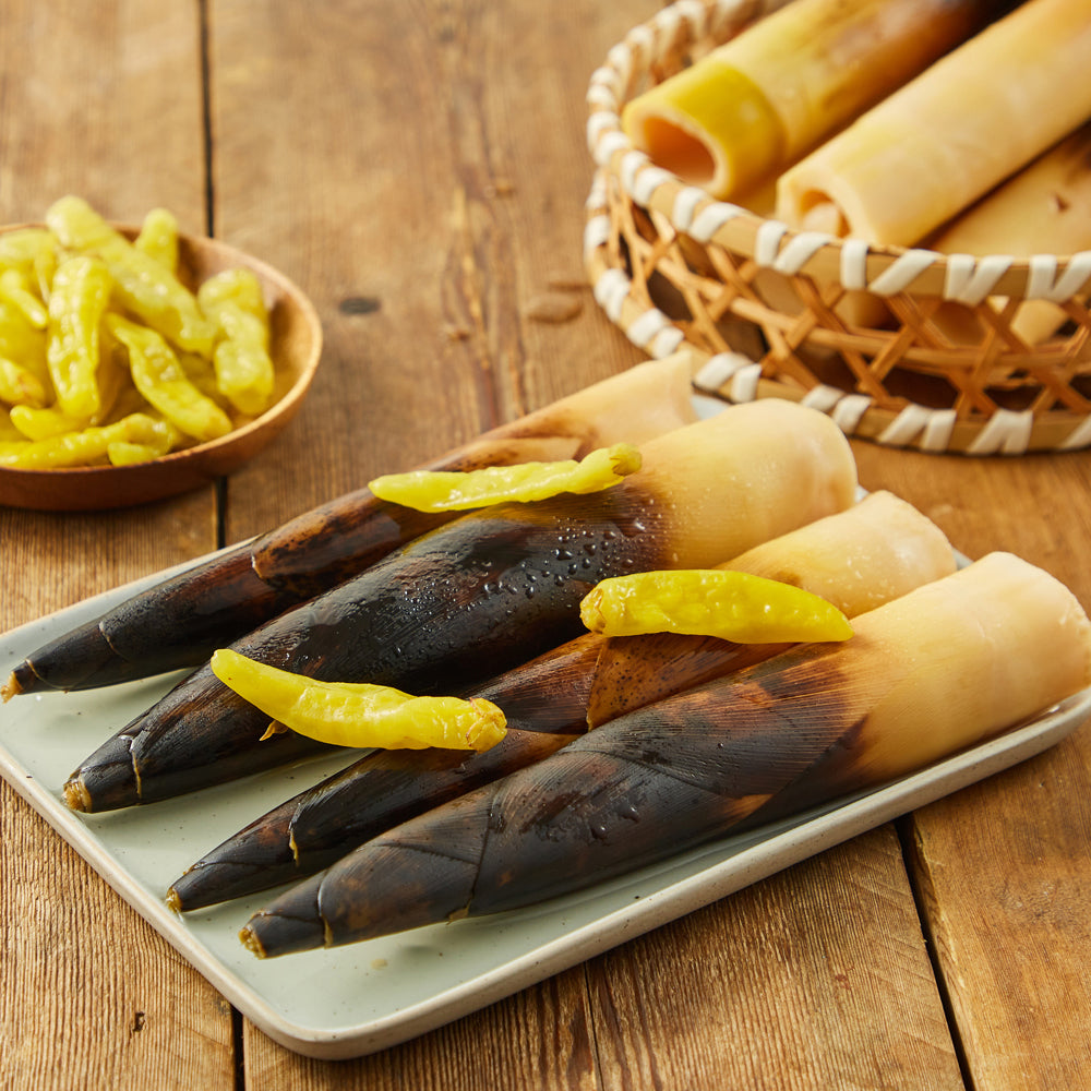 Zhijiang-Hand-Peeled-Bamboo-Shoots-with-Pickled-Peppers---500g-1