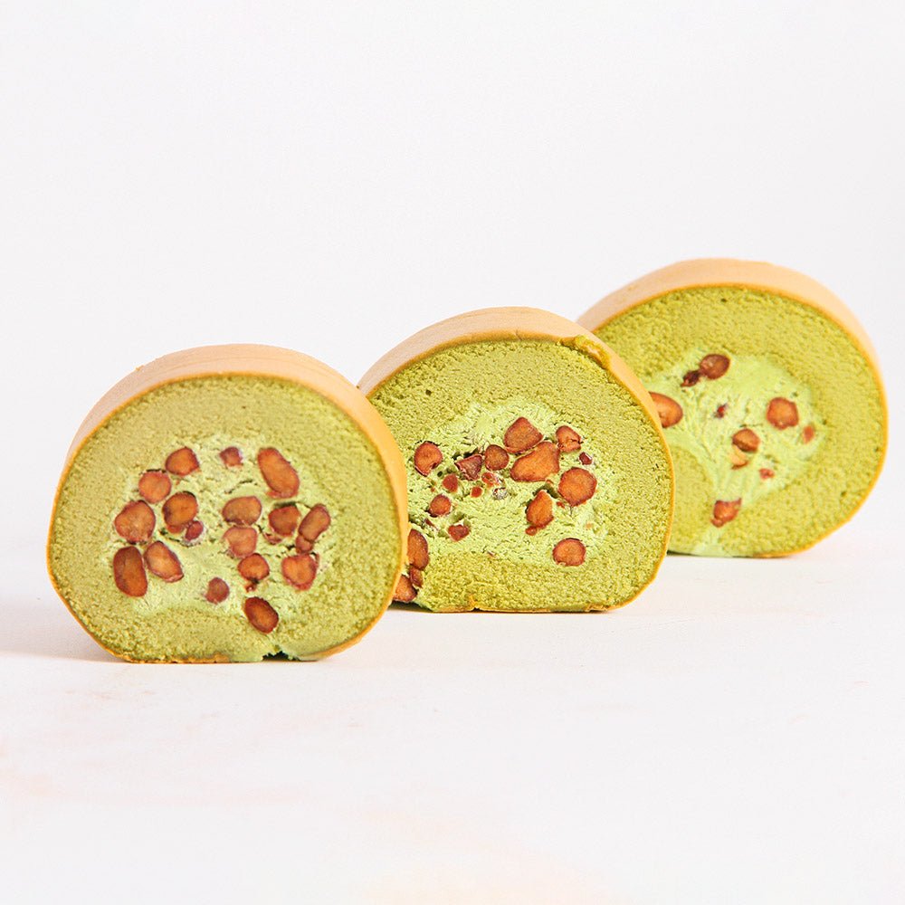 Uji-Matcha-&-Azuki-Swiss-Roll-(Frozen)---4-Pieces,-172-g-4
