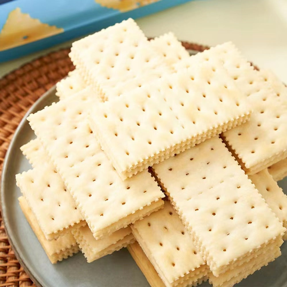 Aldi-Delight-Sea-Salt-Soda-Biscuits-360g-–-Limited-Import-3