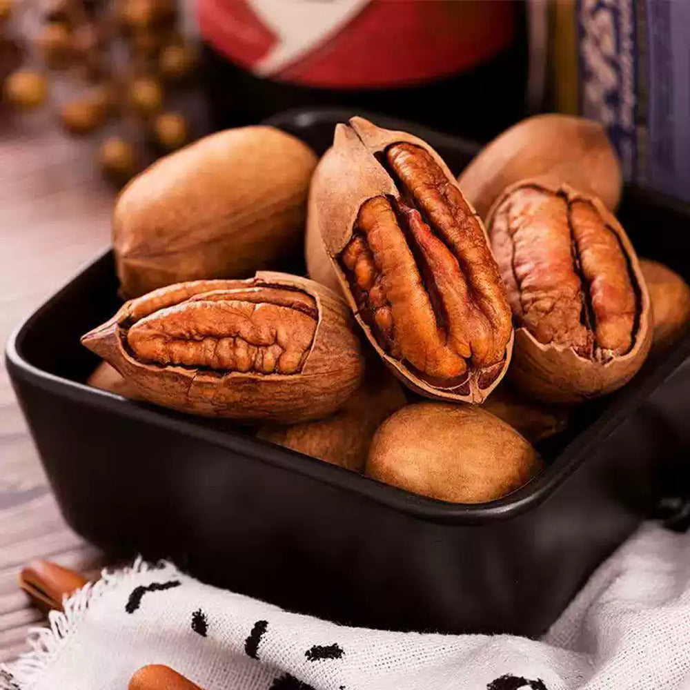 Three-Squirrels-Pecan-Nuts-(In-Shell)-120g-3