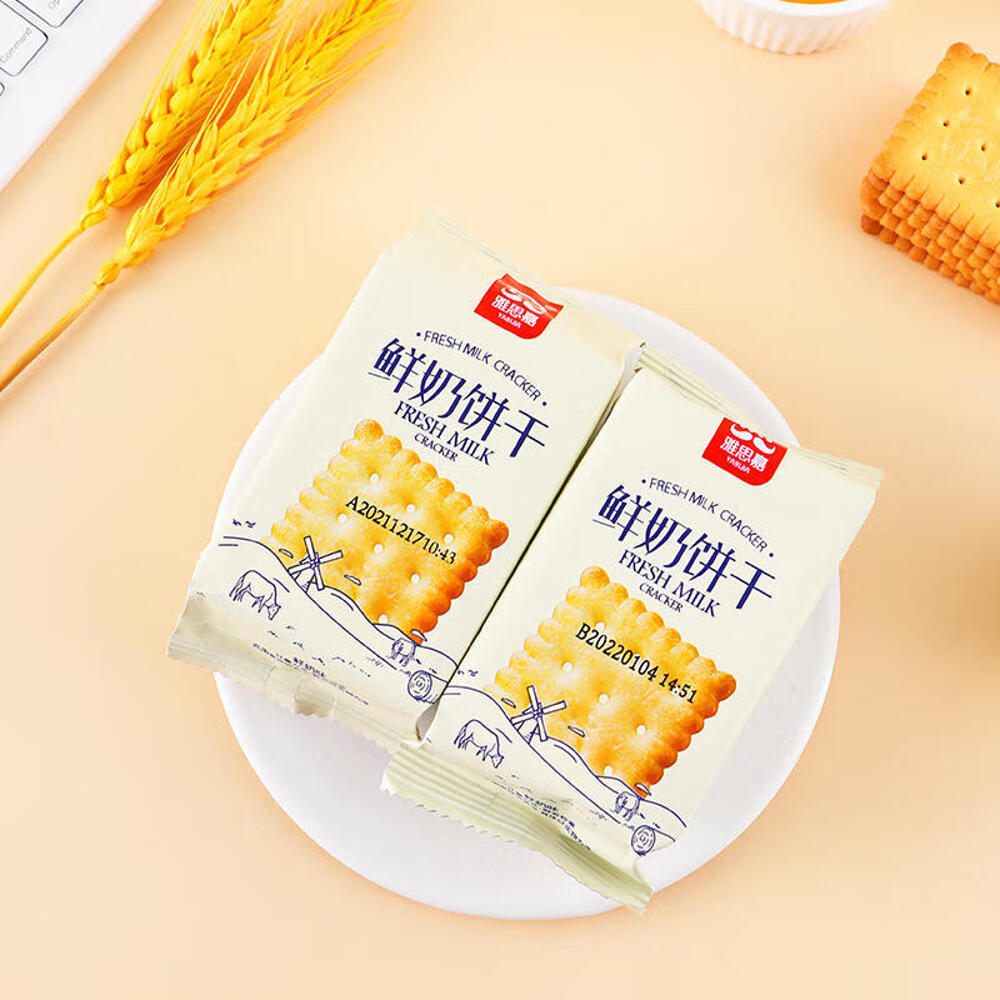 YasiJia-Fresh-Milk-Crackers-268g-1