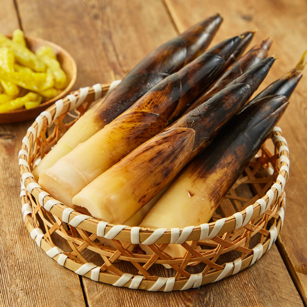 Zhijiang-Hand-Peeled-Bamboo-Shoots-with-Pickled-Peppers---500g-1