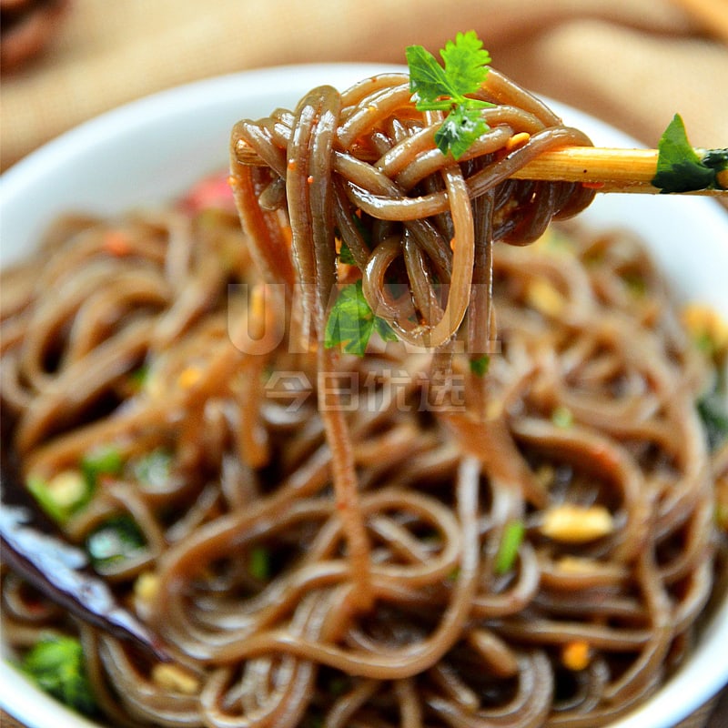 Huang-Long-Bracken-Root-Noodles---200g-1