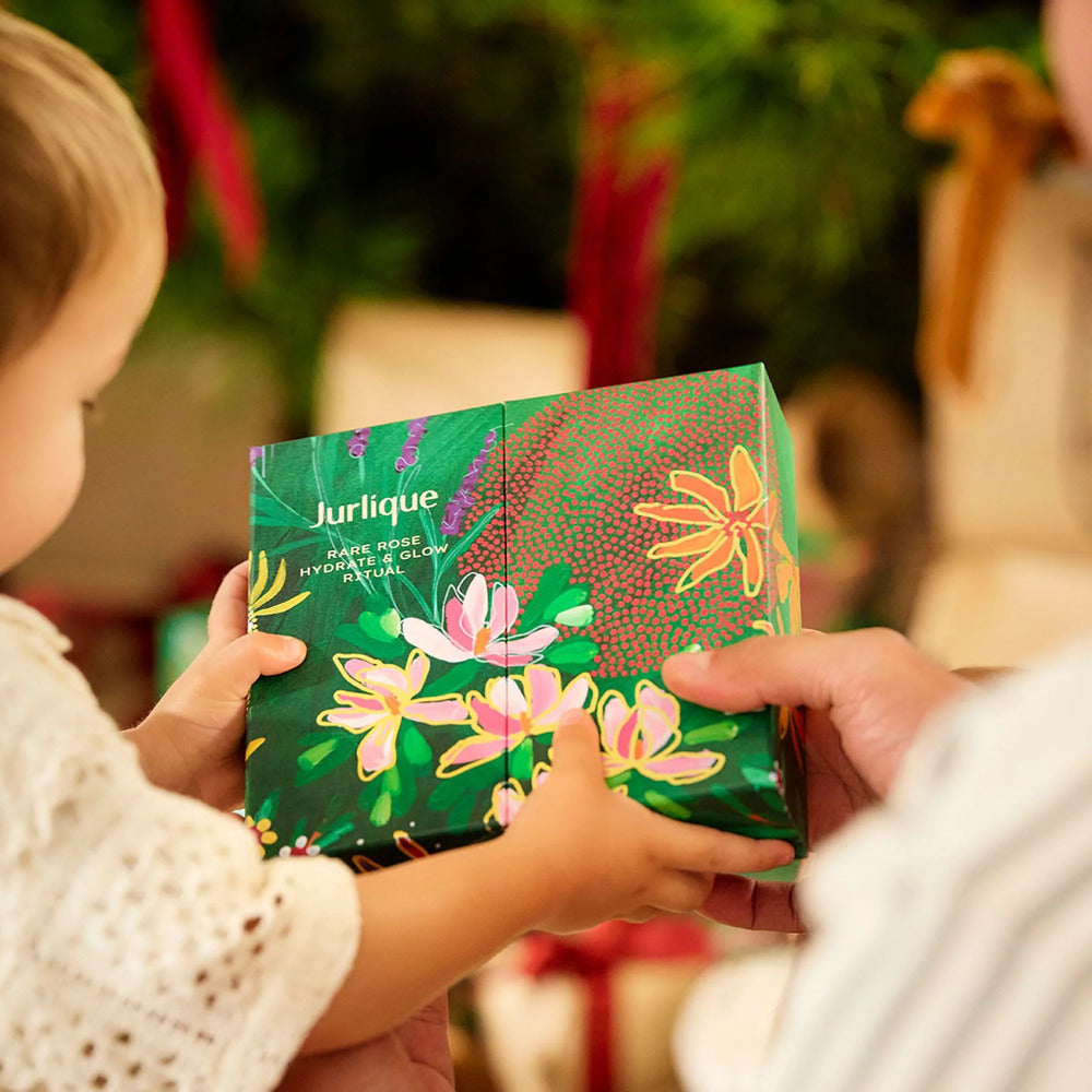 Jurlique-Rare-Rose-Hydrate-&-Glow-Ritual-Gift-Set-–-3-Pieces-(Holiday-2025-Limited-Edition)-3