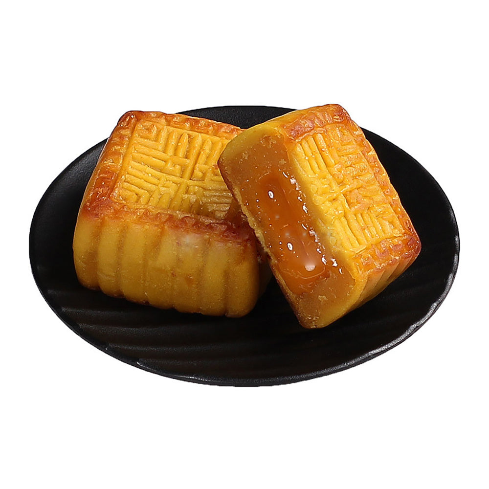 Isabelle-Custard-Lava-Mooncakes---4-Pieces,-220g-1