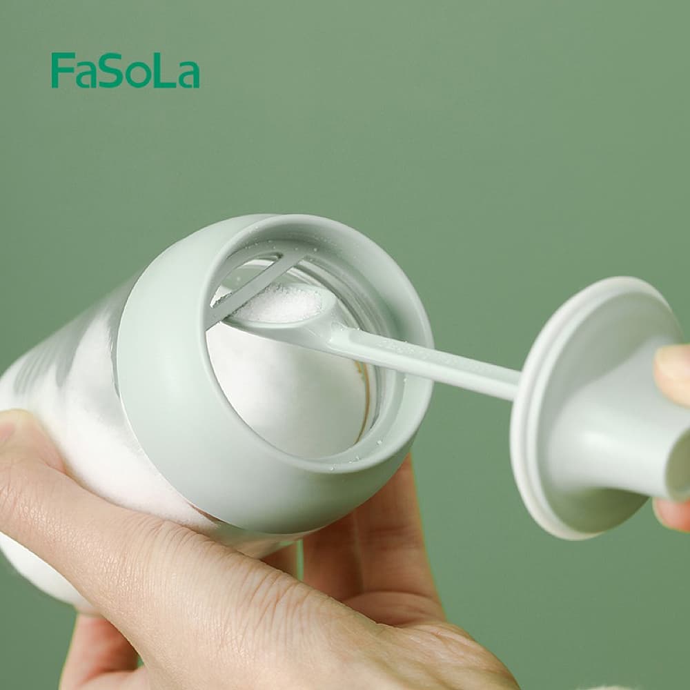 FaSoLa-Integrated-Spoon-Lid-Glass-Seasoning-Bottle---Green,-6.6*14cm-1