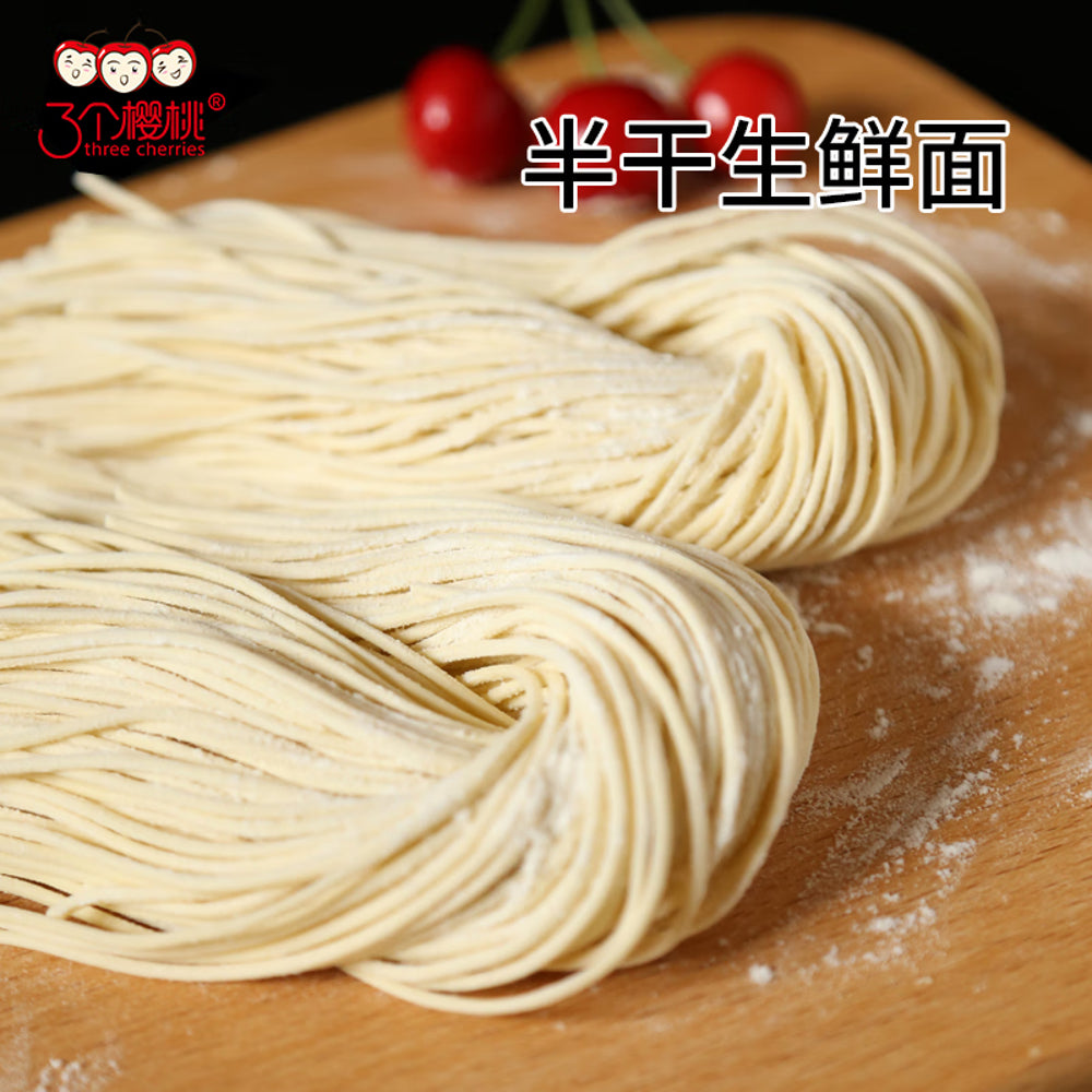 Three-Cherries-Xinjiang-Style-Hand-Pulled-Noodles-400g-–-Thick-Latiaozi-Wheat-Noodles-3