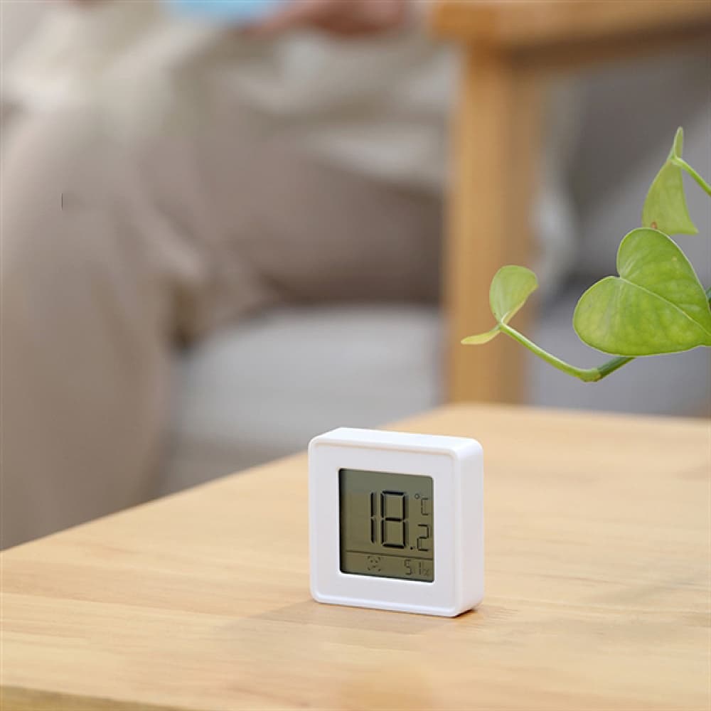 FaSoLa-Indoor-Wall-Mounted-Digital-Thermo-Hygrometer---White,-4.3*4.3*1.5cm-1