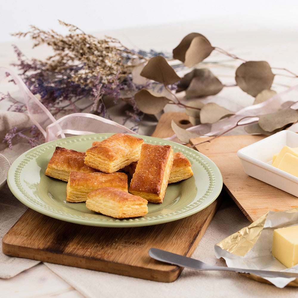 Sheng-Xiang-Zhen-Classic-French-Butter-Mille-Feuille-Pastry-–-9-Pieces,-100g-3