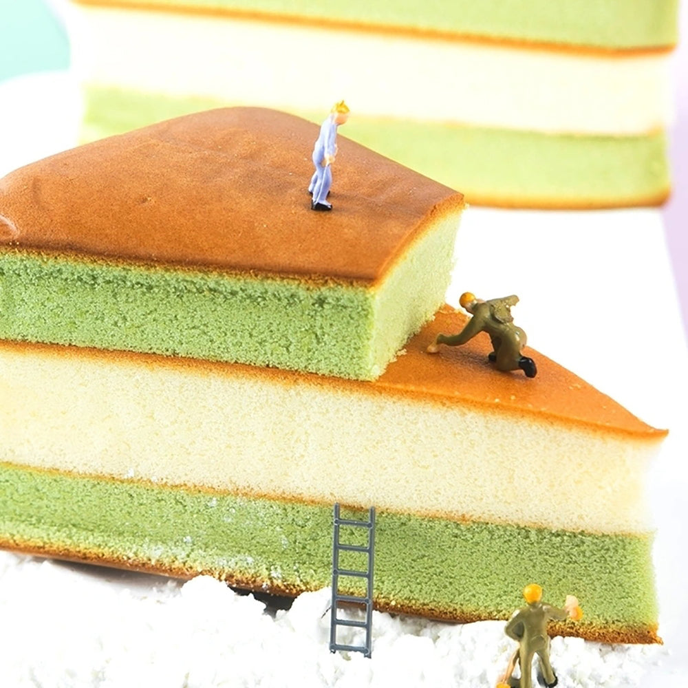 Manyuefu-Matcha-Flavored-Triangle-Cake---90g-1