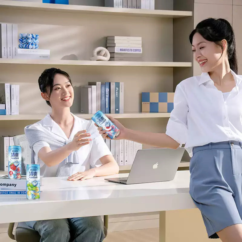 RIO-Zero-Sugar-Sparkling-Cocktail-–-Green-Tangerine-Vodka-Flavour-5%-ABV-330ml-4