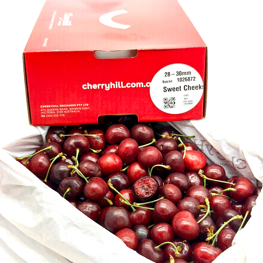 CherryHill-Sweet-Cheek-Export-Grade-Cherries-Gift-Box-28-30mm---2kg-1