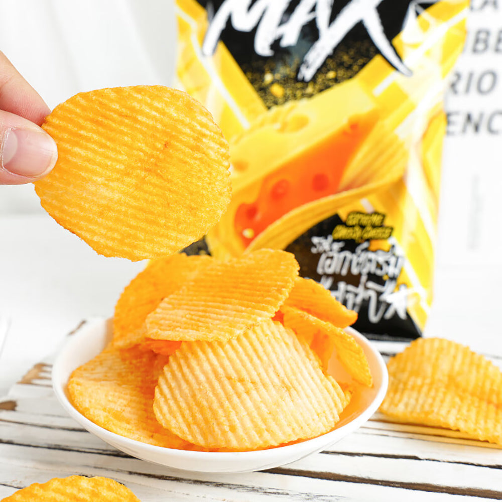 Lay's-Cheese-Flavored-Potato-Chips---73g-1