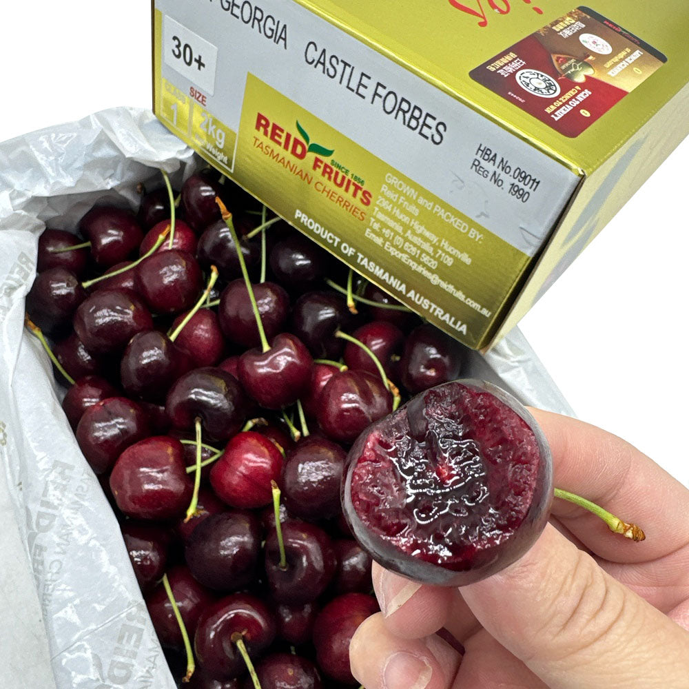 Reid-Sweet-Georgia-Castle-Forbes-Cherries-Gift-Box---2kg-1