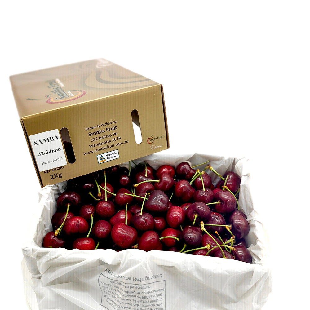 Smiths-Fruit-Samba-Cherries-Gift-Box-32-34mm---2kg-1