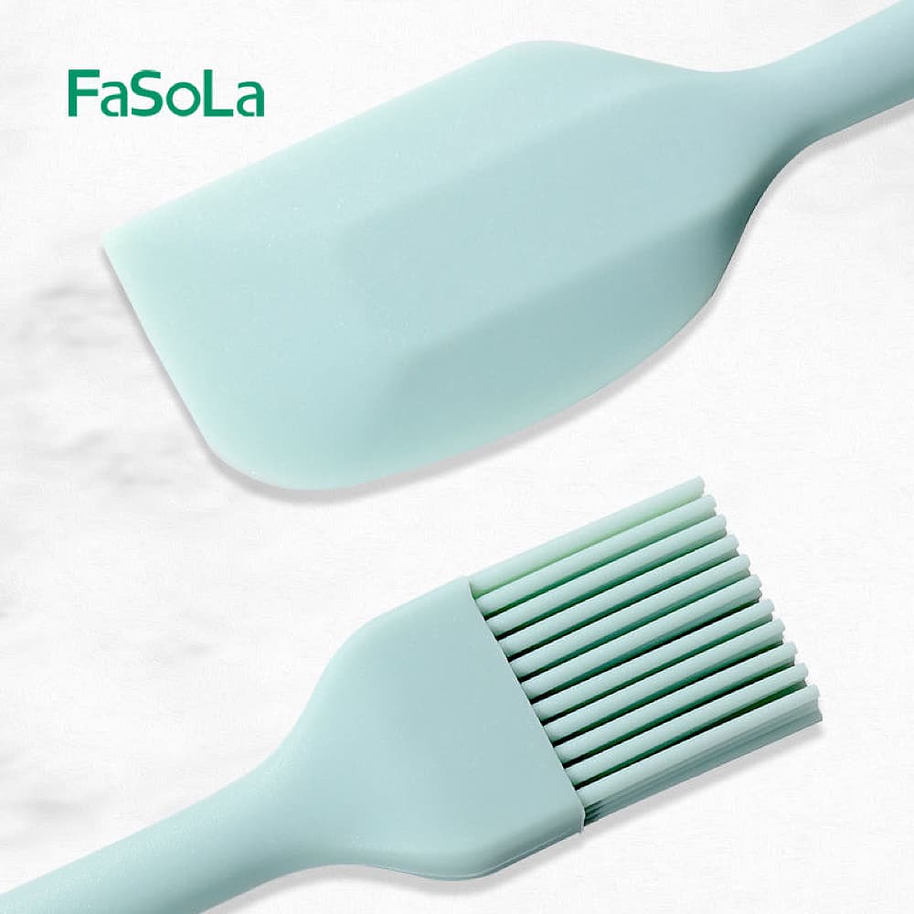 FaSoLa-Silicone-Brush-and-Spatula-Set---Olive-Green-1