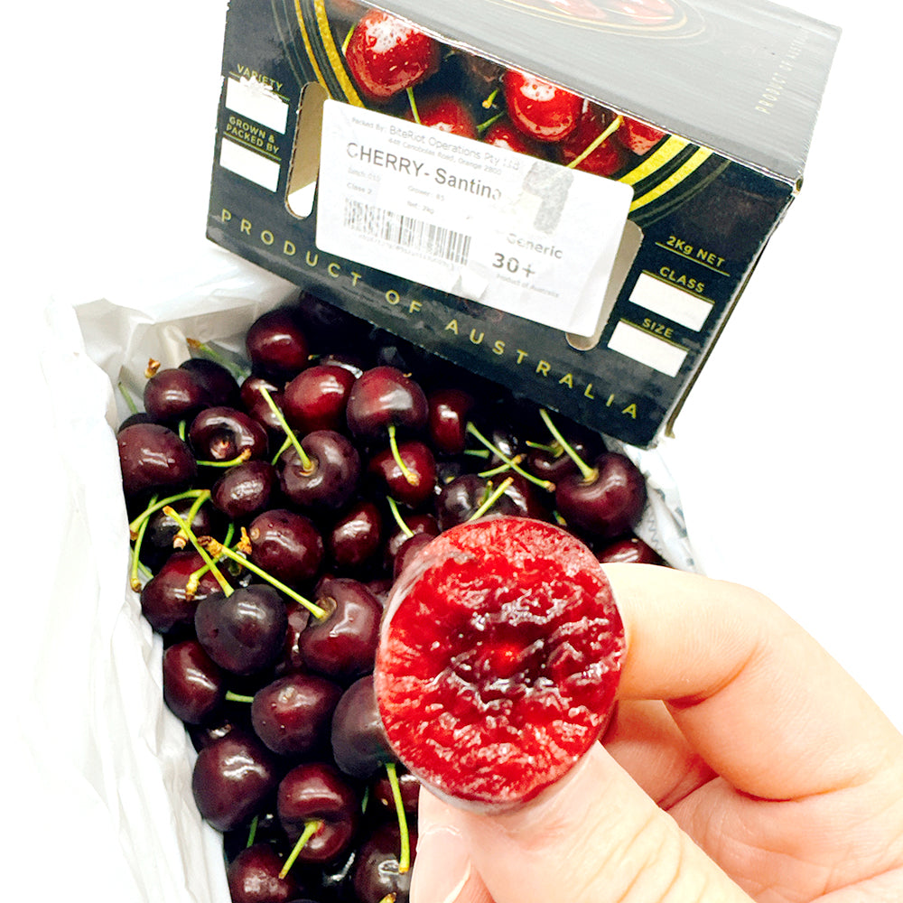 Santina-Cherries-Gift-Box-30mm+---2kg-1