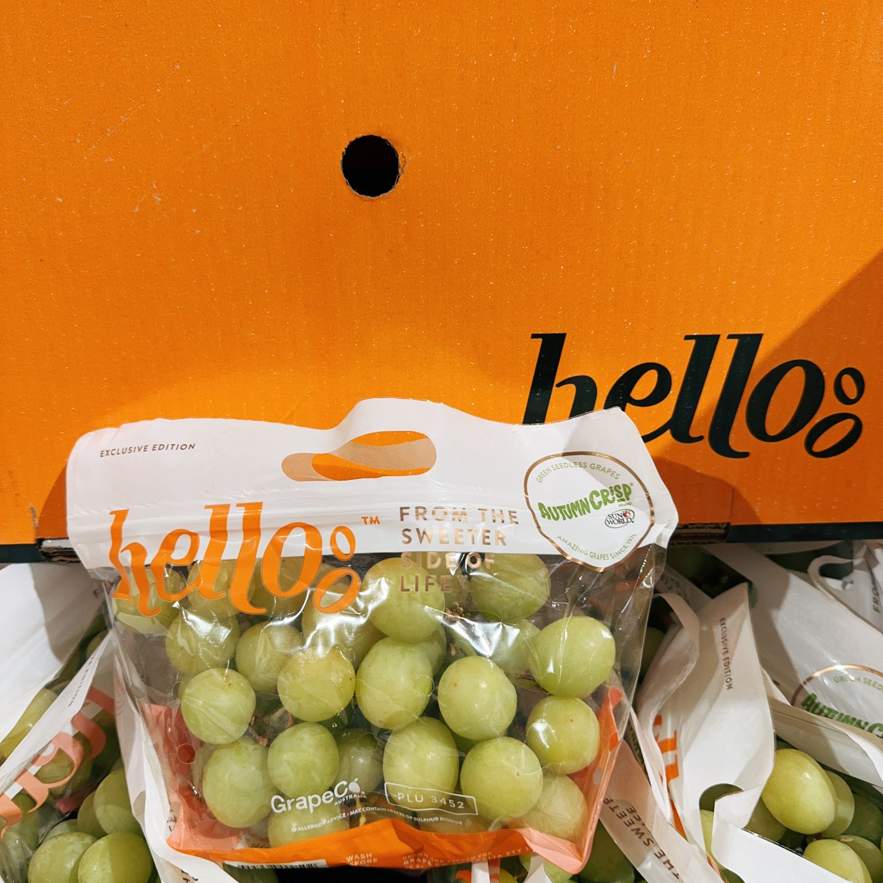 Hello-Autumn-Crisp-Grapes---900-1000g -1