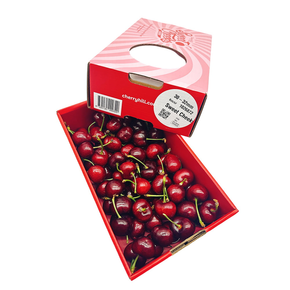 CherryHill-Sweet-Cheeks-Export-Grade-Cherries-Gift-Box-30mm+---1kg-1