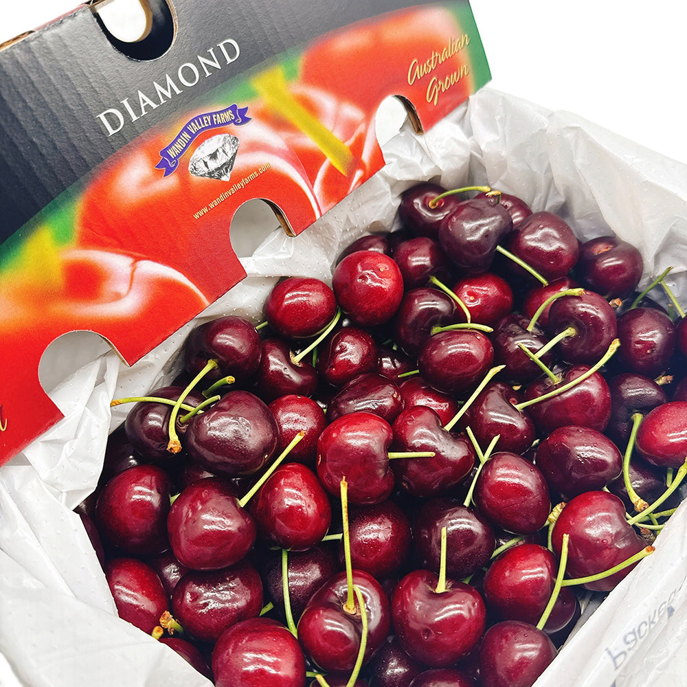 Wandin-Valley-Farms-Premium-Cherries-Gift-Box-30-32mm---2kg-1