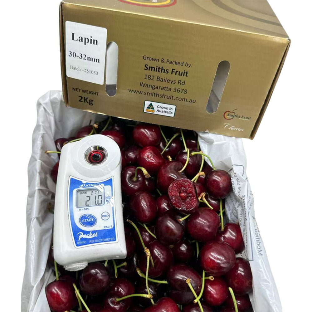 smiths-fruit-lapin-cherries-30-32mm-gift-box-approx-2kg-2