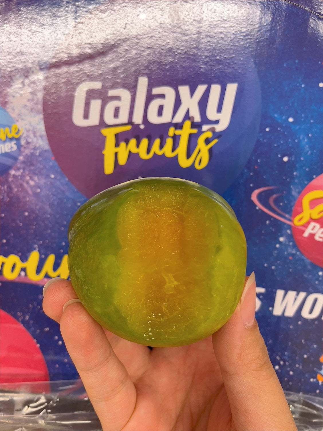 [Fresh]--Top-Grade-Galaxy-Super-Sweet-Green-Gem-Plums-(also-known-as-Honey-Sugar-Plums)---Approximately-1kg-1